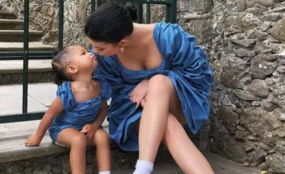 rs_600x600-190813110338-kylie-jenner-stormi-webster-2