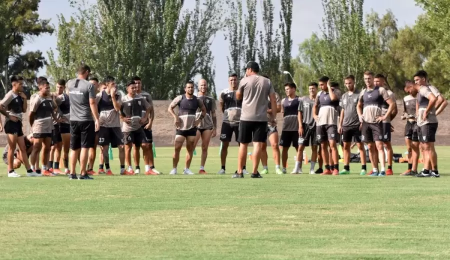 gimnasia-mendoza-entrenamiento