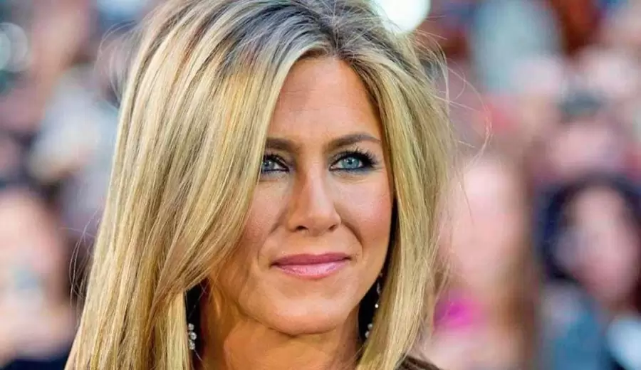 Jennifer-Aniston-vitamina-C-y-colageno