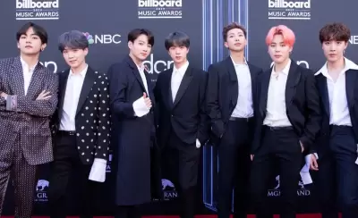 BTS_on_the_Billboard_Music_Awards_red_carpet,_1_May_2019