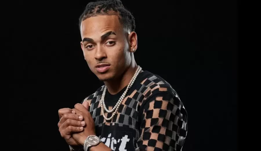 ozuna-press-bb26-2017-cr-pablo-diaz-billboard-1548-jpg.