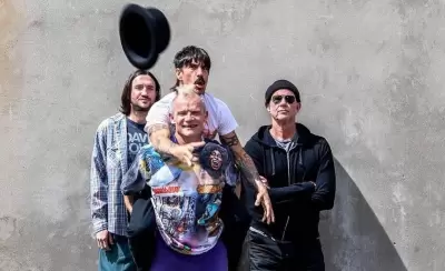 chilipeppers-280436652-2219249168231086-9000044394765484176-n-jpg.