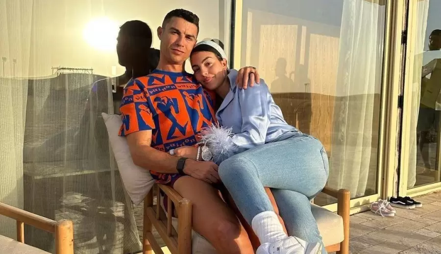 cristiano-y-su-esposa-jpg.