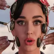 Katy Perry lanz su nuevo single "Woman's World"