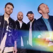 Coldplay lanz su nuevo tema "We Pray" donde participa Tini