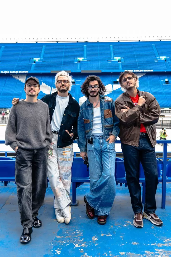 Morat palpitando su show desde el propio estadio Jose Amlfitani