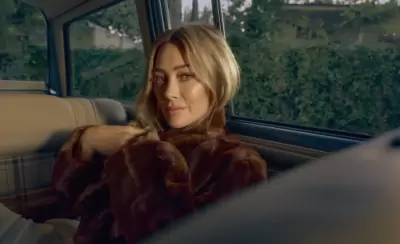HILARY DUFF