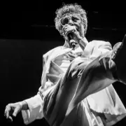 Fito P�ez brill� en un Movistar Arena repleto y suma nueva fecha