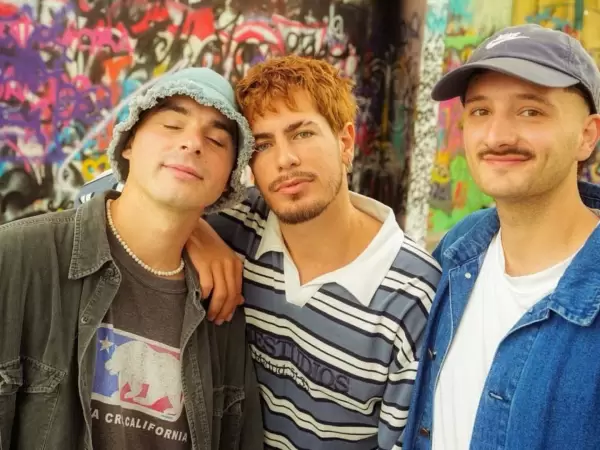  Lauta y Amigo de Artistas