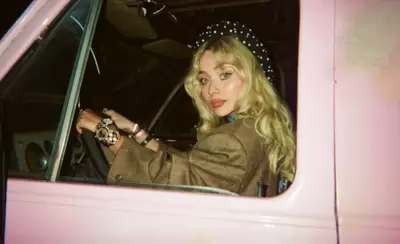 SABRINA CARPENTER