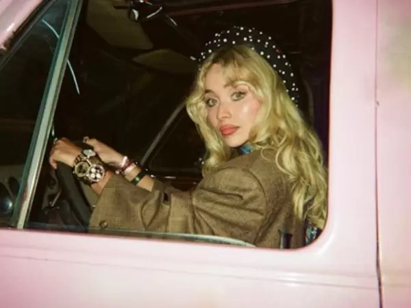 Sabrina Carpenter