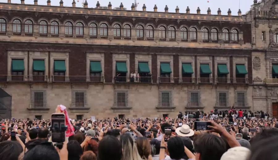 BTS en el Zócalo de México