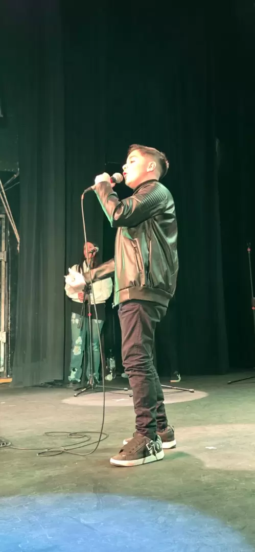 Los chicos brillaron en el escenario