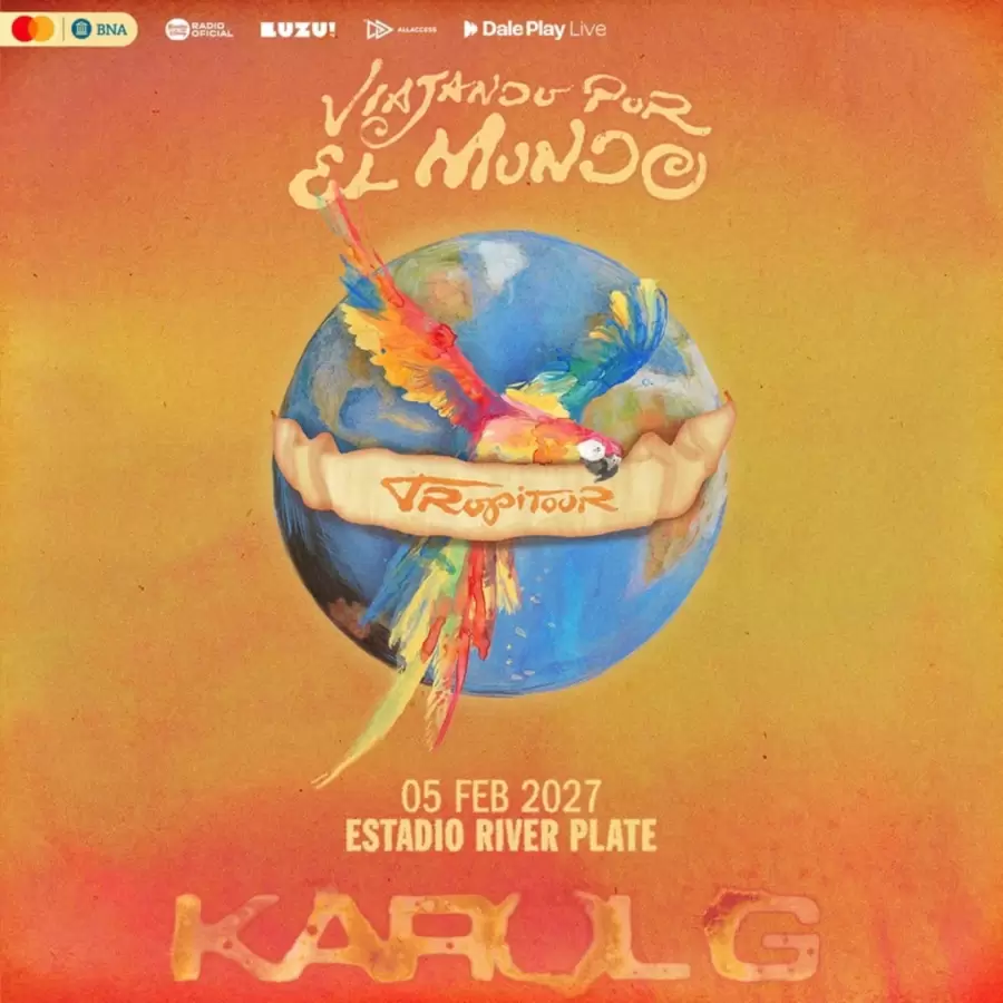 Karol G en River