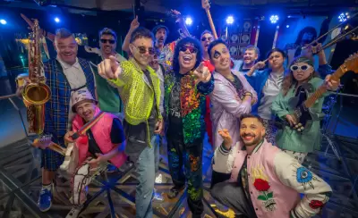 Los Caligaris y La Mona le ponen ritmo cuartetero a un cl�sico
